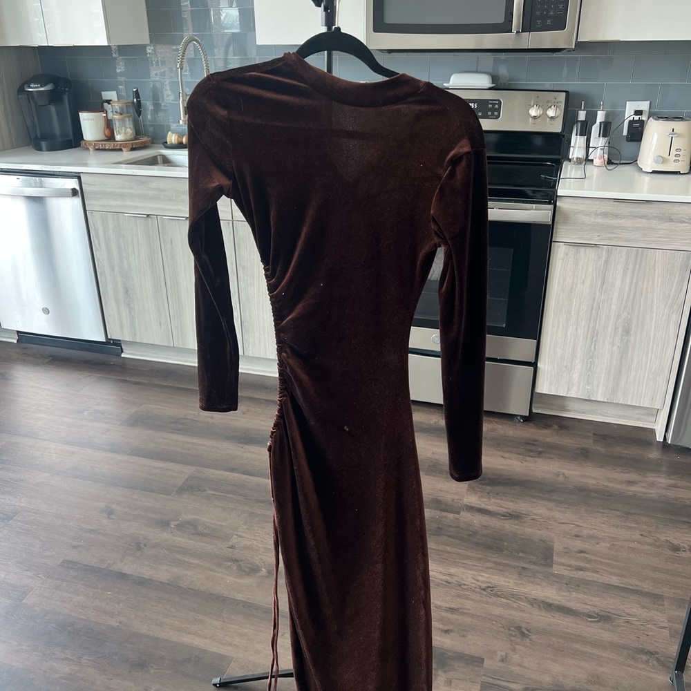 Brown velvet dress - never worn
